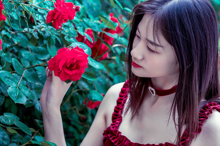 这里装得下公文包 也容得下安全帽！